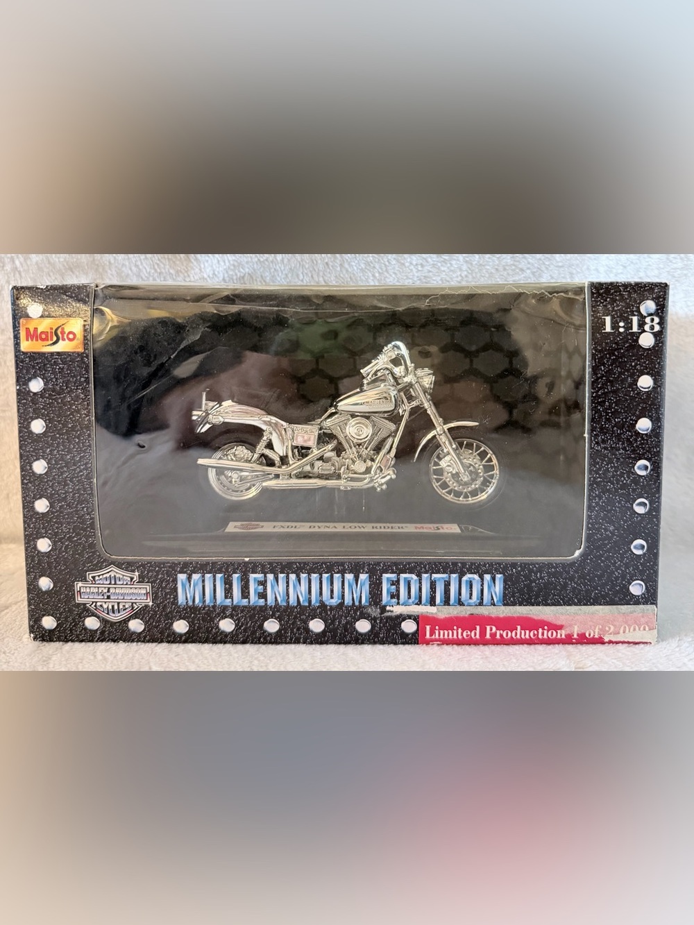 Harley Davidson FXDL Dyna Low Rider Diecast